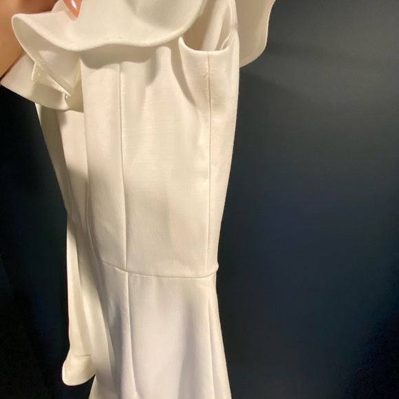 White mini dress- tags attached - Picture 10 of 11